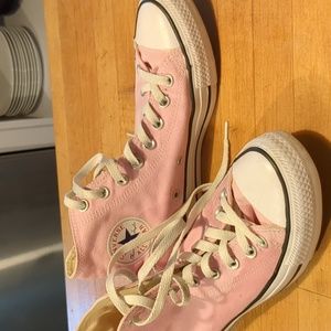 Ladies converse